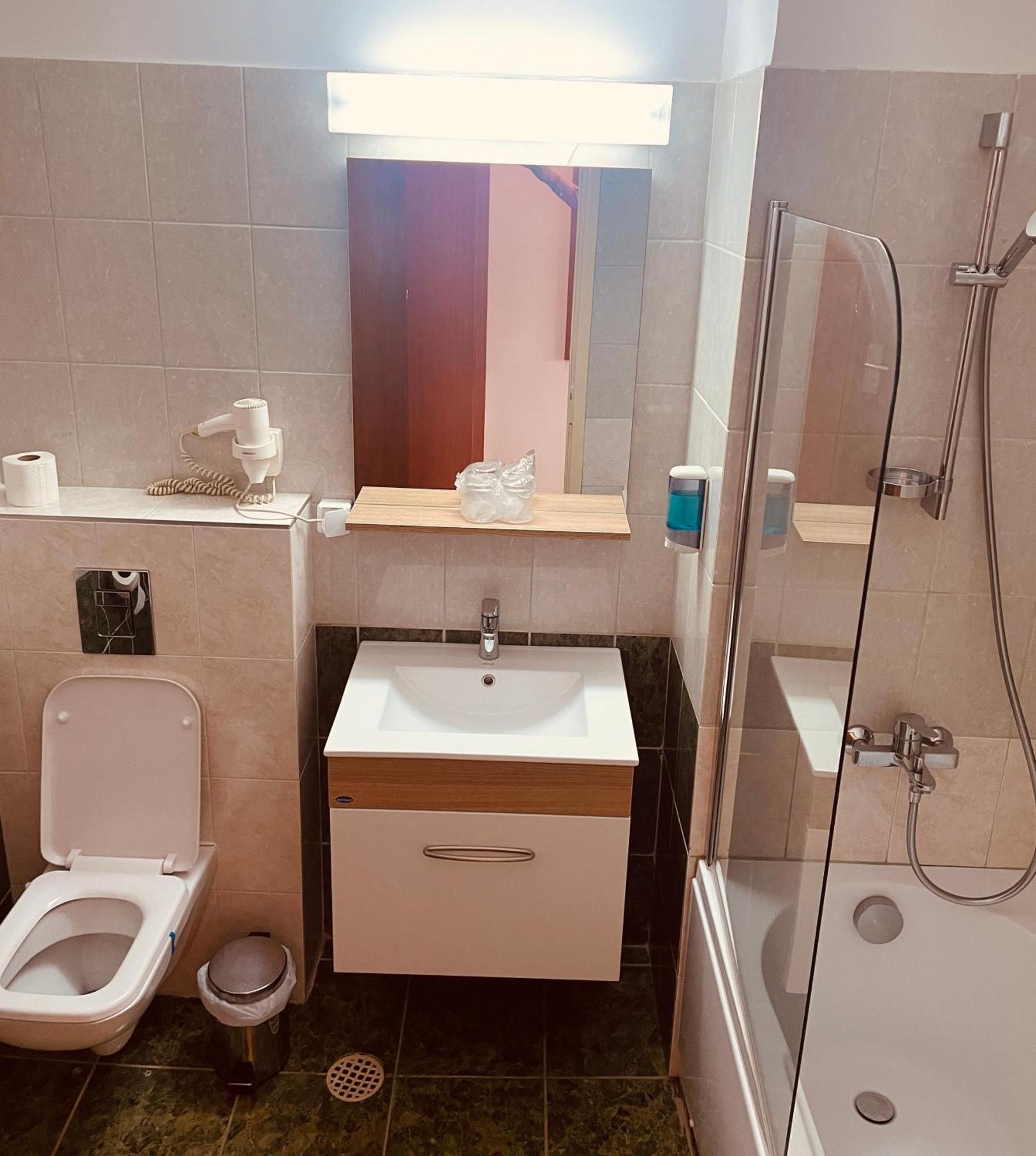Hotel Moldova Bîrlad Екстериор снимка