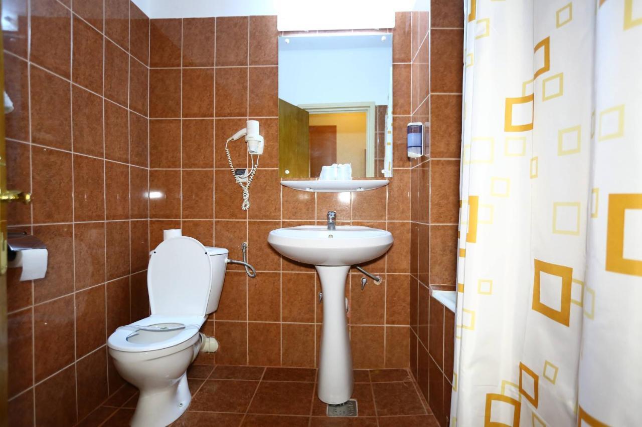 Hotel Moldova Bîrlad Екстериор снимка